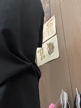 sorry-mom69 online show from 12-17-25, 07:09