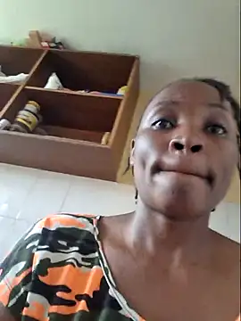 Samia Queen online show from 10-10-25, 10:03