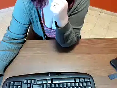 NikkiHolland online show from 02-06-25, 09:22