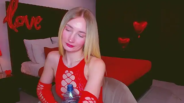 bella  rose online show from 02-17-25, 09:24