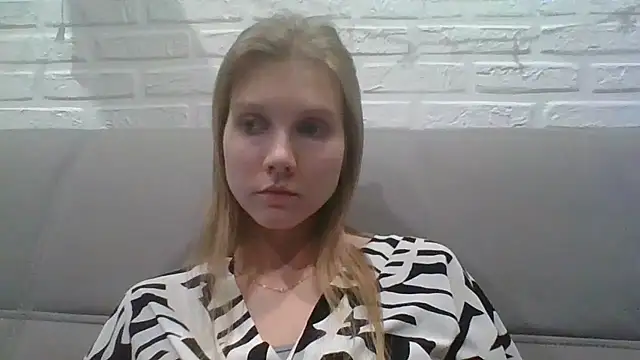 MaryMiton online show from 10-19-25, 01:01