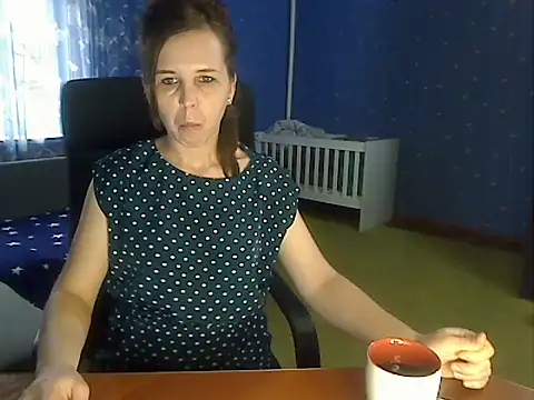 loveis007 online show from 12-17-25, 11:49