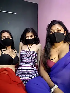 cutee  crazy online show from 02-14-26, 02:14