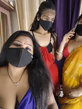 cutee  crazy online show from 07-30-26, 01:32