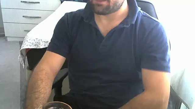 Snapshot of crazybaby5461 chatting on 01-10-26, 09:11 crazybaby5461 online show from 01-10-26, 09:11