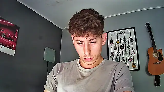 Snapshot of saint_not chatting on 12-21-24, 02:15 saint not online show from 12-21-24, 02:15