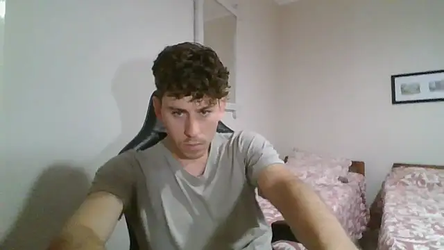 Snapshot of saint_not chatting on 02-20-25, 12:08 saint not online show from 02-20-25, 12:08