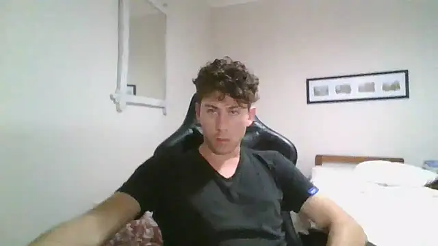 Snapshot of saint_not chatting on 03-18-25, 02:04 saint not online show from 03-18-25, 02:04