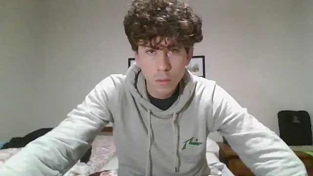 Snapshot of saint_not chatting on 09-25-25, 09:35 saint not online show from 09-25-25, 09:35