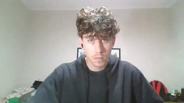 Snapshot of saint_not chatting on 10-20-25, 10:21 saint not online show from 10-20-25, 10:21