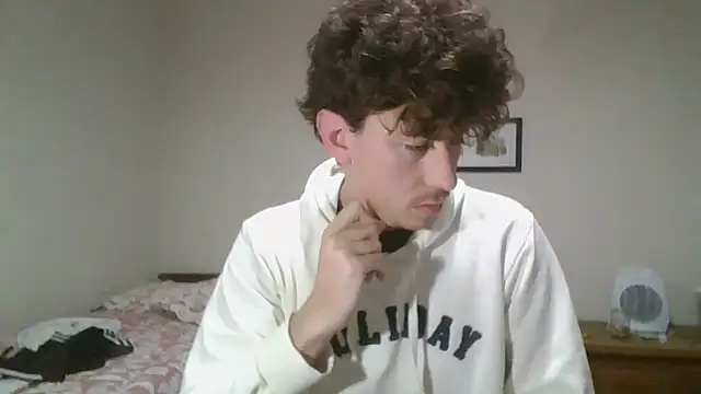 Snapshot of saint_not chatting on 10-29-25, 11:17 saint not online show from 10-29-25, 11:17