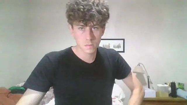 Snapshot of saint_not chatting on 11-13-25, 04:17 saint not online show from 11-13-25, 04:17