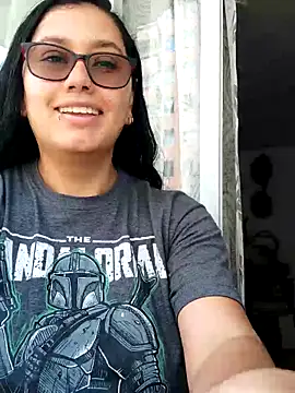 Snapshot of LauraRuiz1 chatting on 09-11-25, 03:12 LauraRuiz1 online show from 09-11-25, 03:12