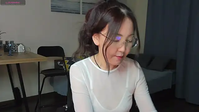 AvroraSakura online show from 01-17-25, 03:22