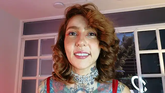 Evangelyne 1 online show from 09-24-25, 03:48