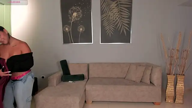 ToriCrossX online show from 03-20-25, 07:14