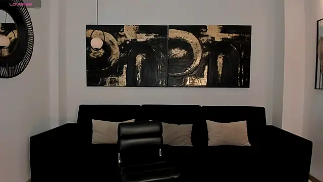 ToriCrossX online show from 12-14-25, 01:16