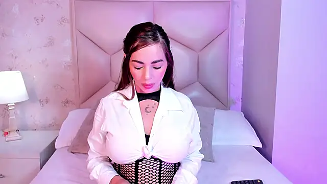 ambar sullivan online show from 11-02-25, 11:34