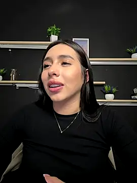 isabella jade online show from 11-28-25, 10:34