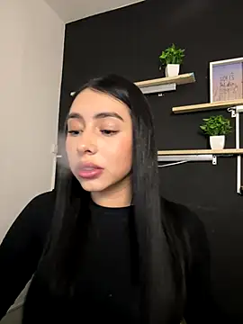 Snapshot of isabella_jade chatting on 01-06-26, 10:34 isabella jade online show from 01-06-26, 10:34