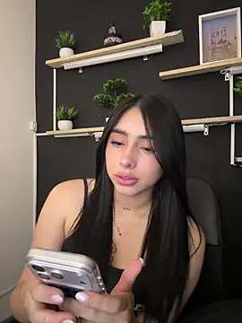 Snapshot of isabella_jade chatting on 02-18-26, 10:06 isabella jade online show from 02-18-26, 10:06