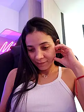 Snapshot of miaeyes chatting on 01-17-25, 05:08 miaeyes online show from 01-17-25, 05:08