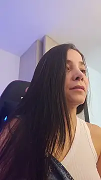 Snapshot of miaeyes chatting on 11-20-25, 06:07 miaeyes online show from 11-20-25, 06:07