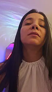 Snapshot of miaeyes chatting on 01-09-26, 01:14 miaeyes online show from 01-09-26, 01:14