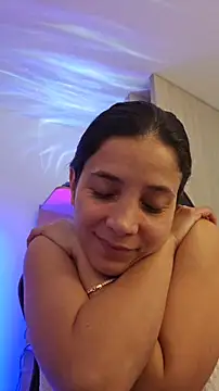 Snapshot of miaeyes chatting on 01-10-26, 01:46 miaeyes online show from 01-10-26, 01:46