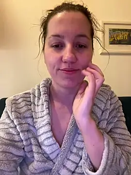 Snapshot of Nicole-Ray chatting on 02-26-26, 05:28 Nicole-Ray online show from 02-26-26, 05:28