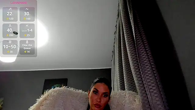 Emma D  online show from 11-10-25, 07:24