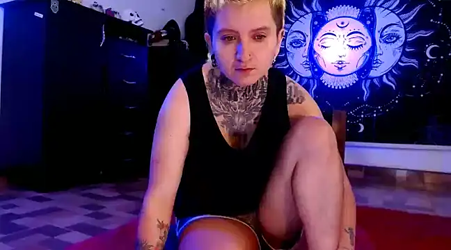 Snapshot of Marieblueeyes chatting on 01-13-25, 01:17 Marieblueeyes online show from 01-13-25, 01:17