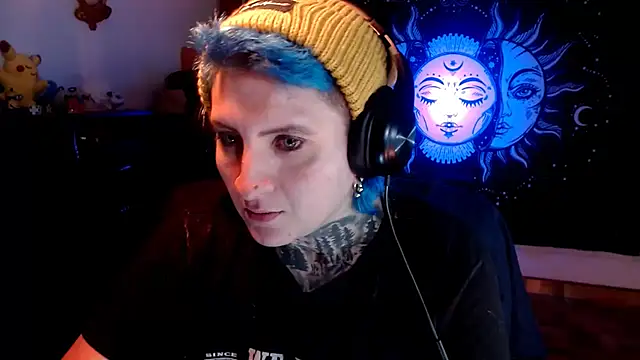Snapshot of Marieblueeyes chatting on 02-21-25, 04:51 Marieblueeyes online show from 02-21-25, 04:51