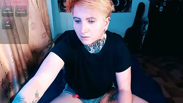 Snapshot of Marieblueeyes chatting on 11-04-25, 07:13 Marieblueeyes online show from 11-04-25, 07:13