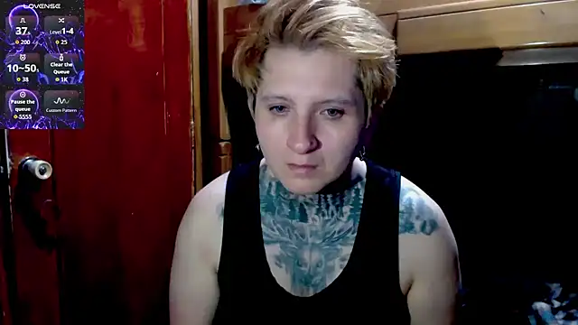 Snapshot of Marieblueeyes chatting on 12-02-25, 03:56 Marieblueeyes online show from 12-02-25, 03:56