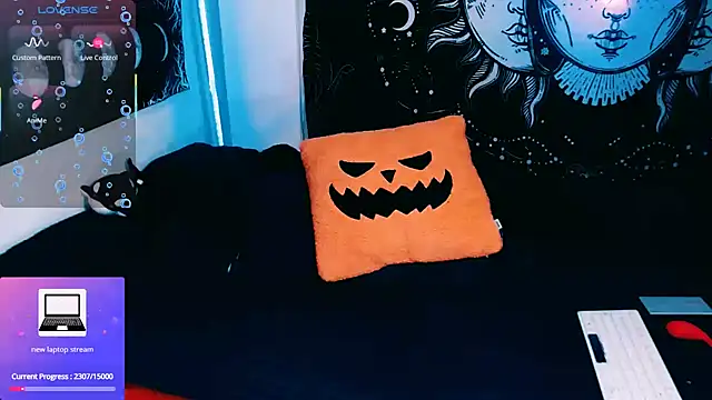 Marieblueeyes online show from 02-24-26, 12:36