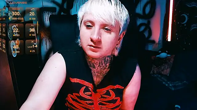 Marieblueeyes online show from 06-26-26, 03:11