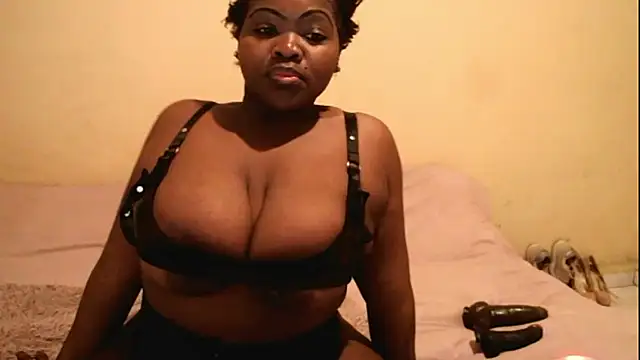 Queen BootyXXX online show from 09-19-25, 02:46