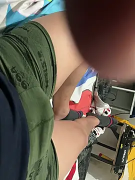 elvis0966 online show from 01-05-25, 04:14