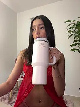 Snapshot of SelenaStone chatting on 09-20-25, 10:44 SelenaStone online show from 09-20-25, 10:44