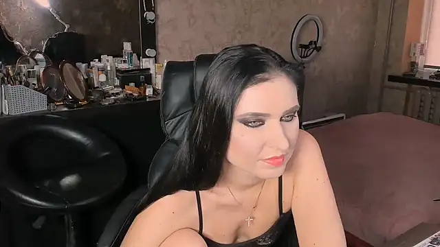 Miss Poison online show from 11-05-25, 08:58