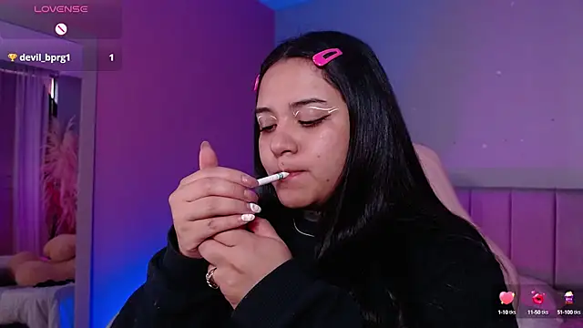 Snapshot of kim_blake chatting on 02-07-25, 03:19 kim blake online show from 02-07-25, 03:19