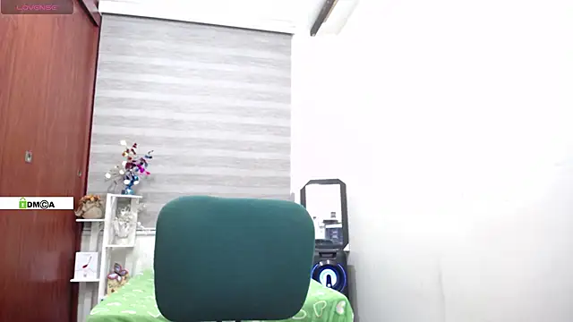 Tefanny Arias online show from 01-29-25, 02:40