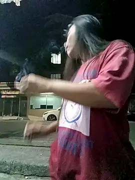 Snapshot of KinkyKit_May chatting on 01-31-25, 06:03 KinkyKit May online show from 01-31-25, 06:03