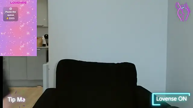 Snapshot of chelseablonde chatting on 11-06-25, 02:07 chelseablonde online show from 11-06-25, 02:07