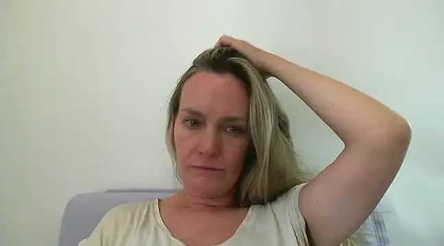 Annylove1 online show from 01-20-25, 02:14