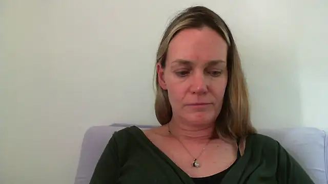 Annylove1 online show from 01-21-25, 06:12