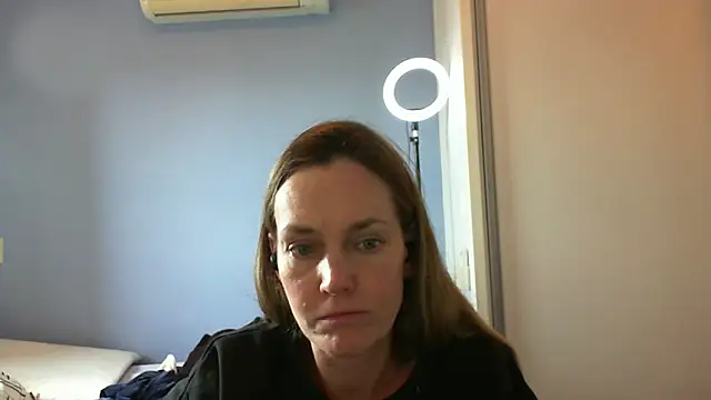 Snapshot of Annylove1 chatting on 11-03-25, 03:57 Annylove1 online show from 11-03-25, 03:57