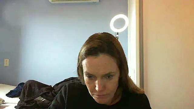 Snapshot of Annylove1 chatting on 11-10-25, 10:47 Annylove1 online show from 11-10-25, 10:47