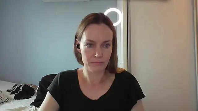 Snapshot of Annylove1 chatting on 12-02-25, 10:42 Annylove1 online show from 12-02-25, 10:42